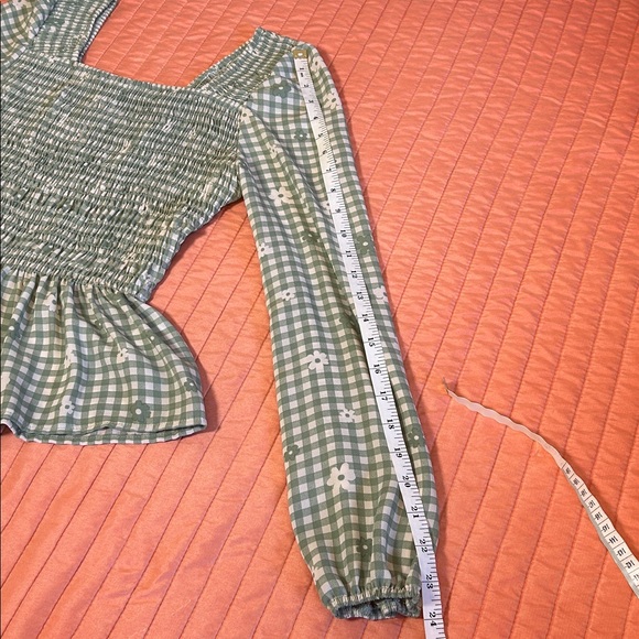 Altar’d State Green White Gingham Floral Smocked Women's Top size Small - Picture 12 of 14